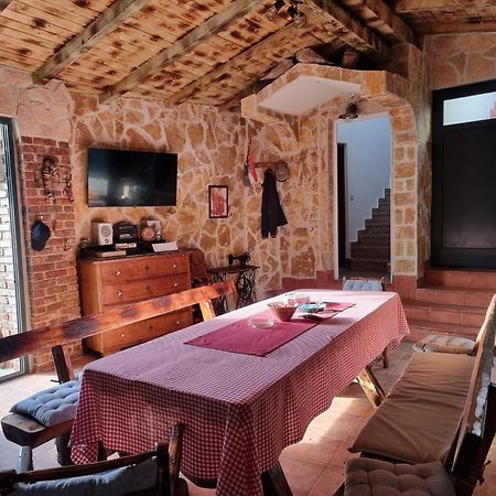 Apartmani Marija Kolan Exterior foto